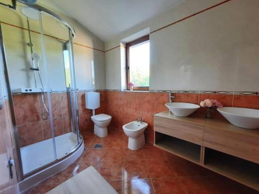 Holiday Home For 8 People, Pool + Sea View Vilanija Екстериор снимка